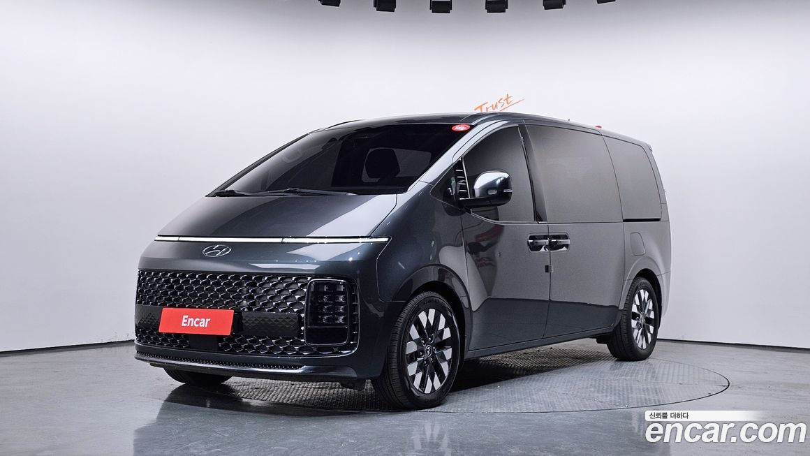 Hyundai Staria 2022