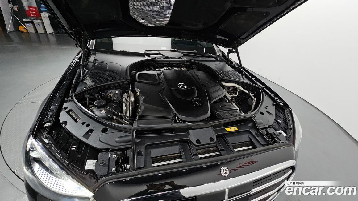 Mercedes-Benz S-Class 2022