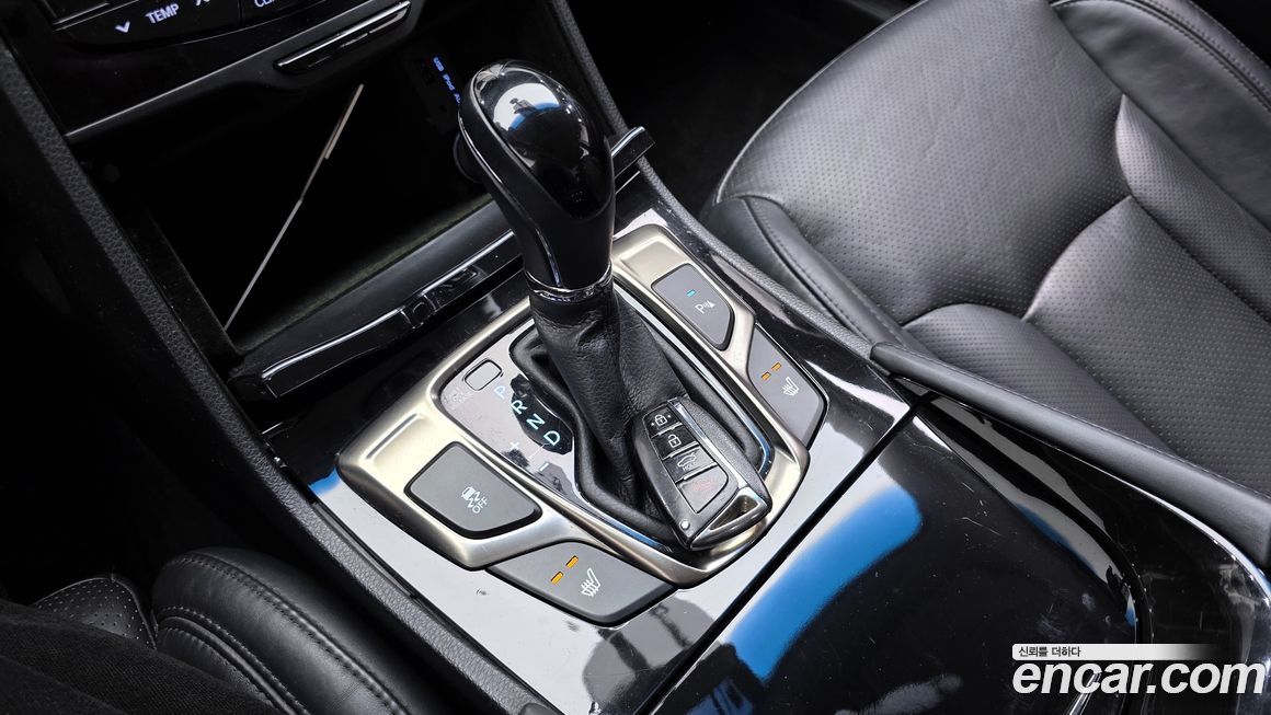 Hyundai Grandeur 2012