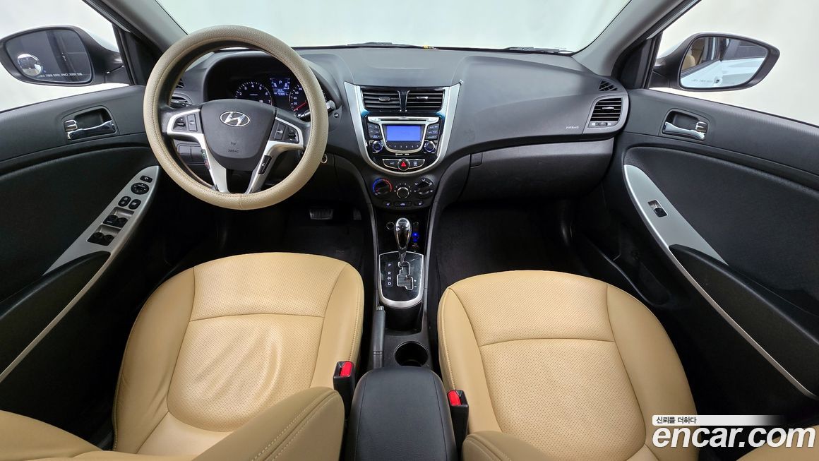 Hyundai Accent 2011