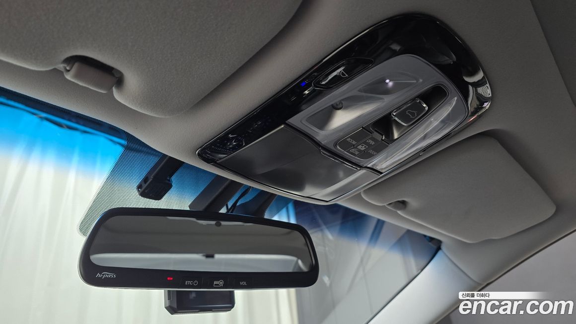 Hyundai Grandeur 2011