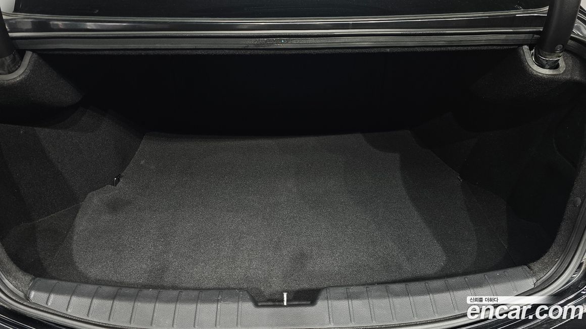 Hyundai Grandeur 2013