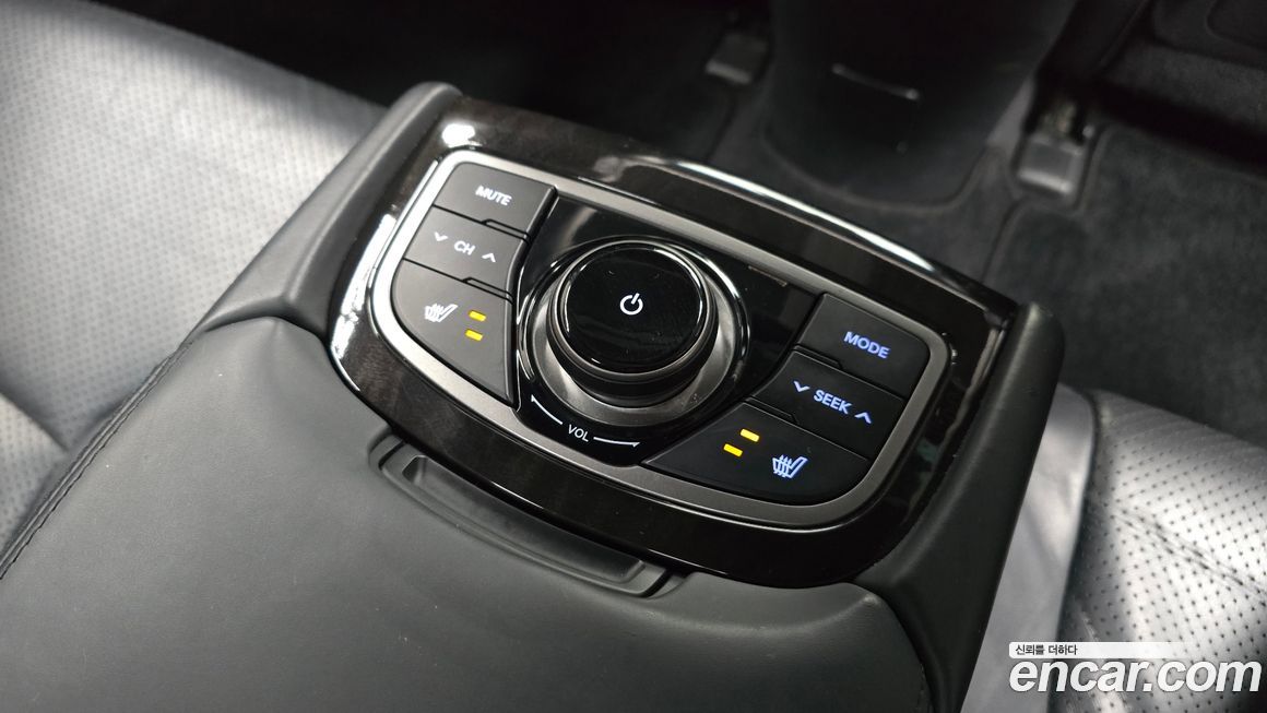 Hyundai Grandeur 2011