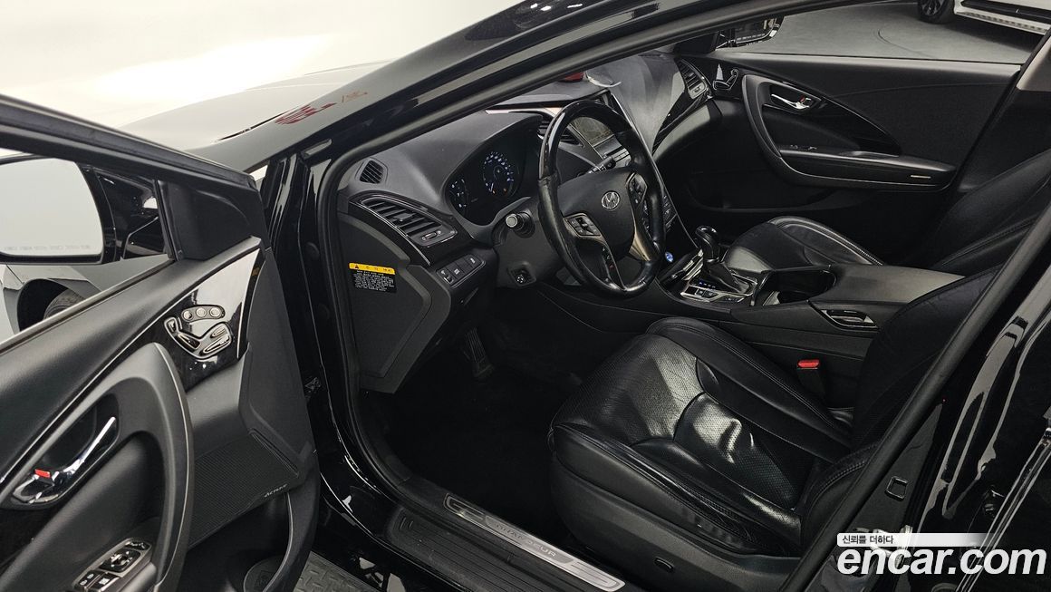 Hyundai Grandeur 2013