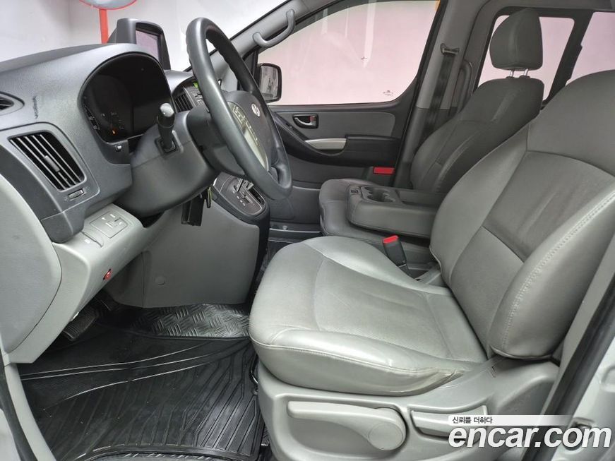 Hyundai Starex 2016