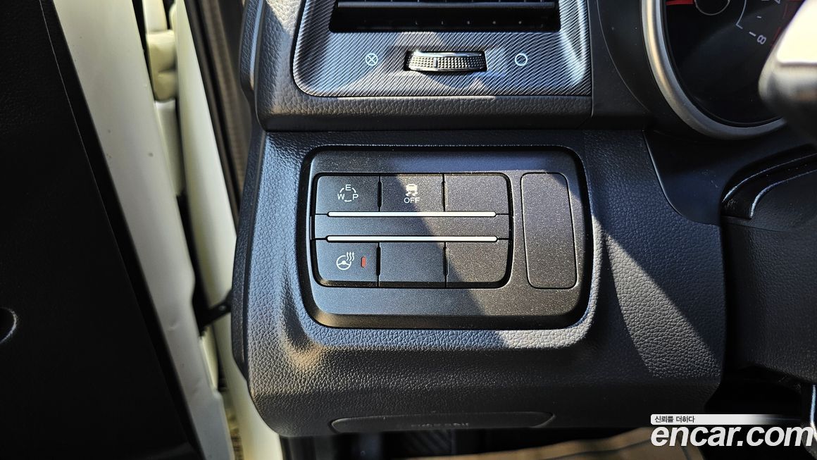 KG_Mobility_Ssangyong TIBOLI 2017