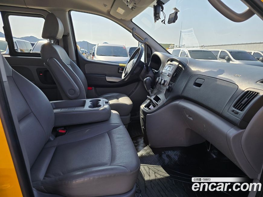 Hyundai Starex 2015
