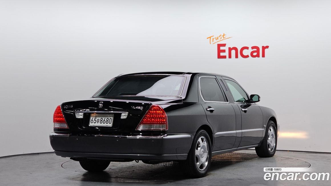 Hyundai Equus 2005
