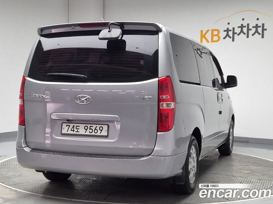 Hyundai Starex 2016