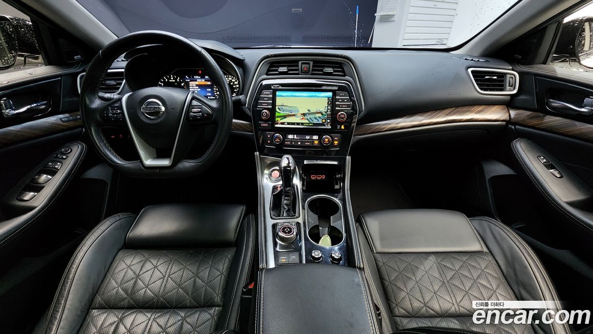 Nissan Maxima 2018