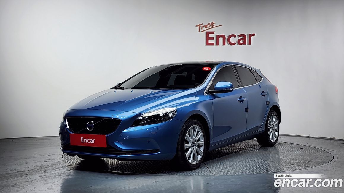 Volvo V40 2016