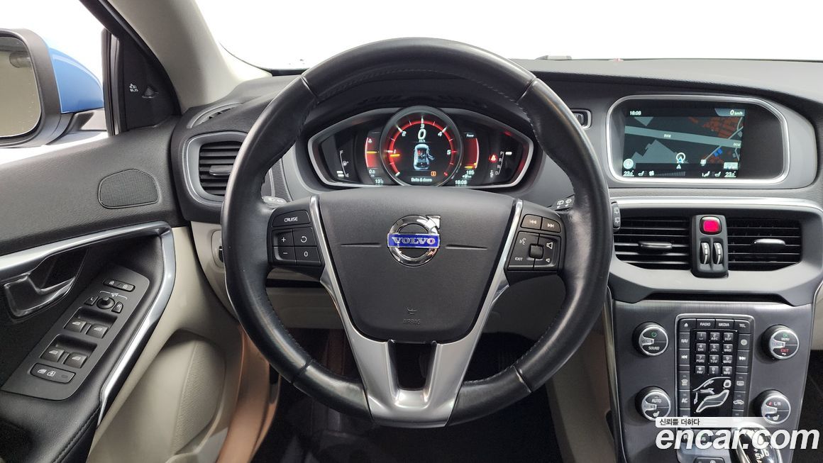 Volvo V40 2016