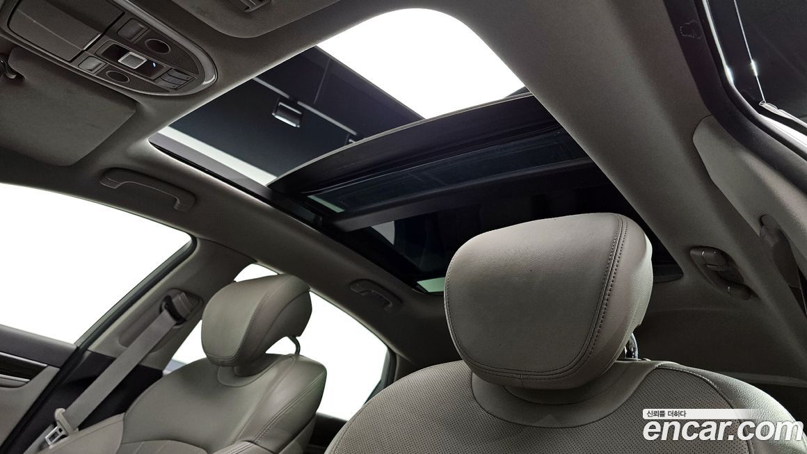 Hyundai Genesis 2016