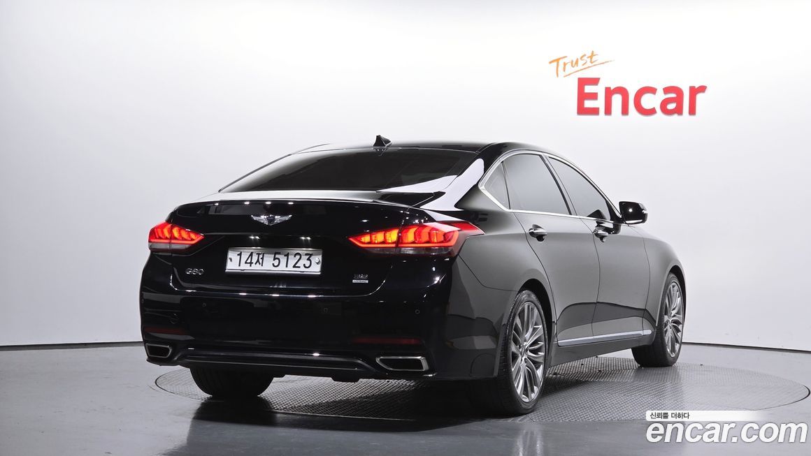 Hyundai Genesis 2014