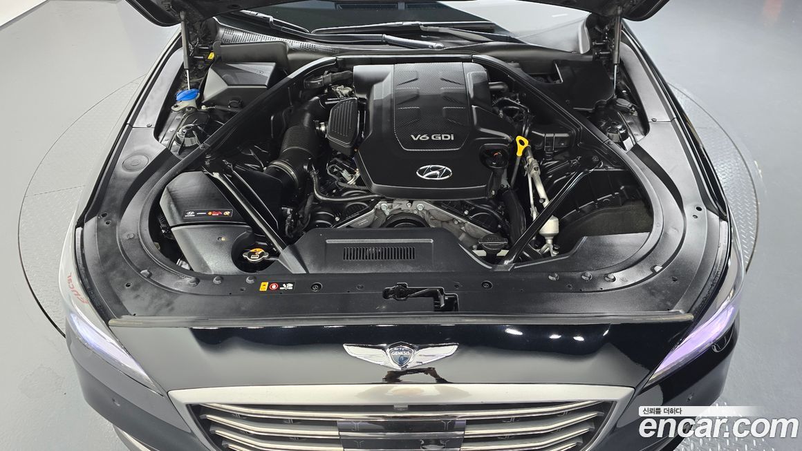 Hyundai Genesis 2014