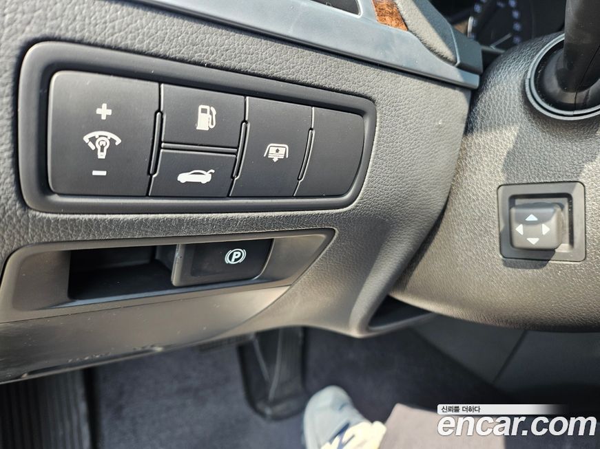 Hyundai Genesis 2014