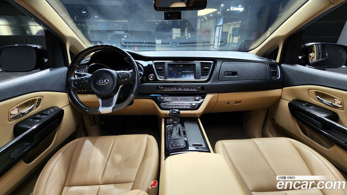 Kia Canival 2016