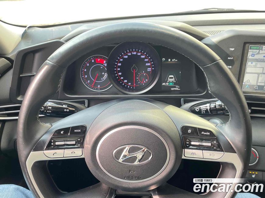 Hyundai AVANTE 2021