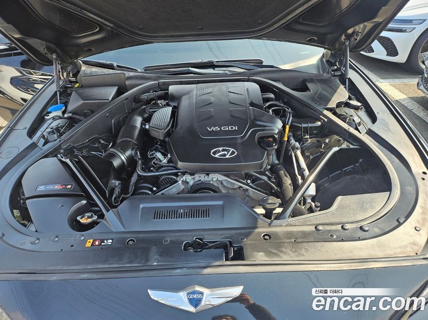 Hyundai Genesis 2014