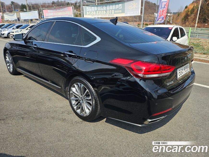 Hyundai Genesis 2014