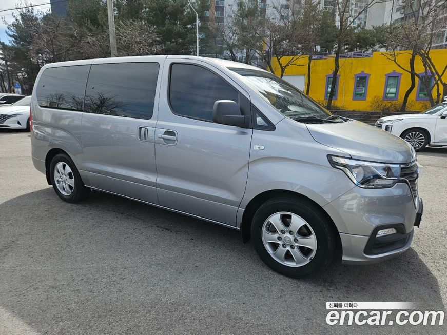 Hyundai Starex 2020