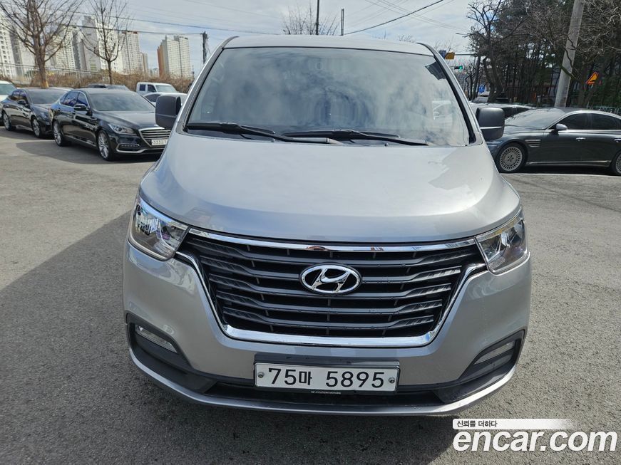 Hyundai Starex 2020