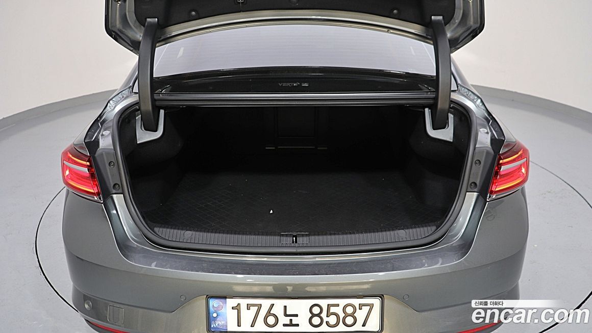 Renault-KoreaSamsung SM6 2022