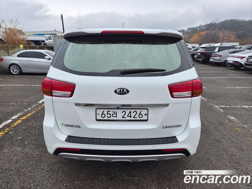 Kia Canival 2018