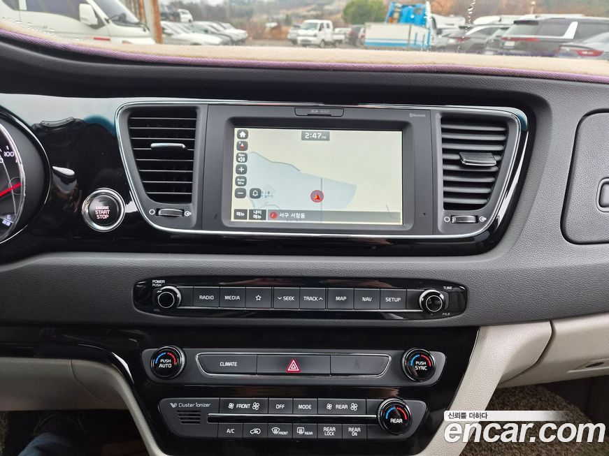 Kia Canival 2018