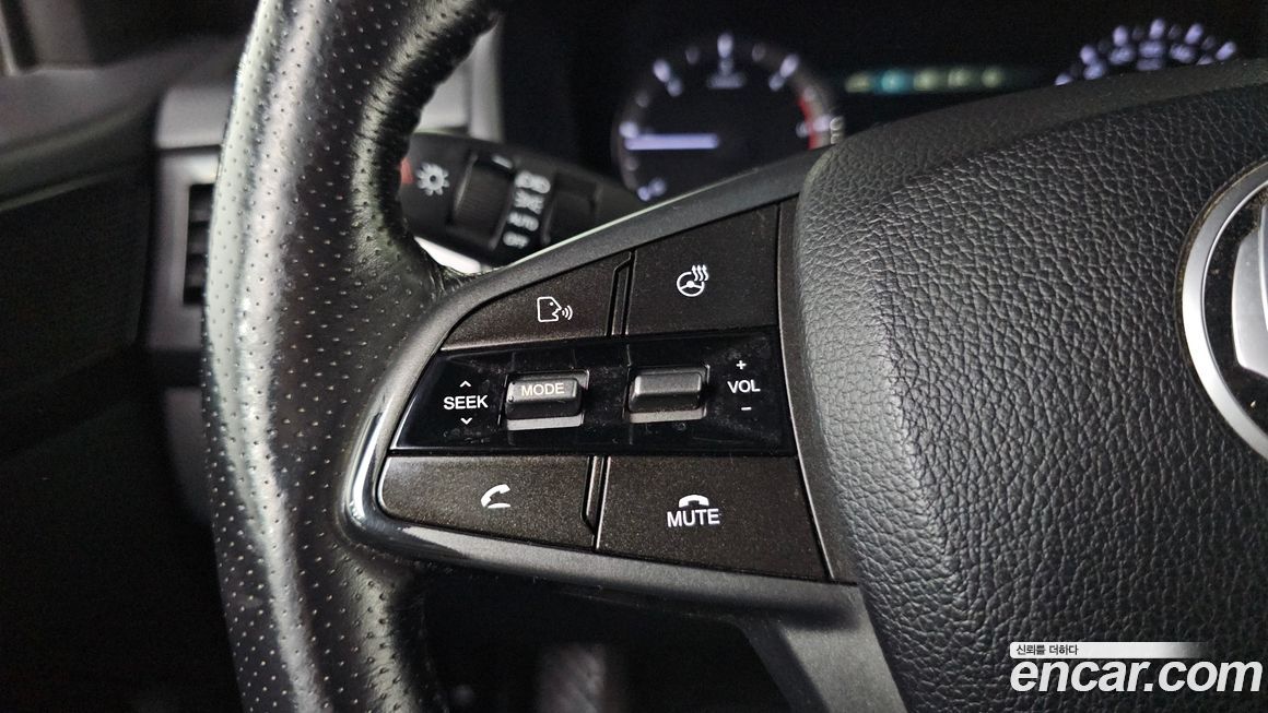 KG_Mobility_Ssangyong Rexton 2020