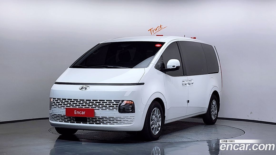 Hyundai Staria 2022