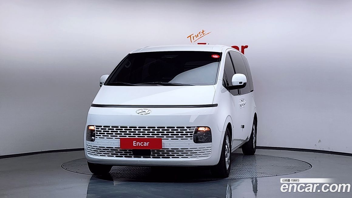Hyundai Staria 2022