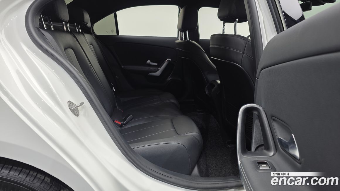 Mercedes-Benz A-Class 2021