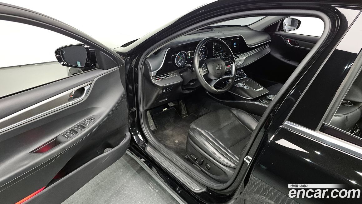 Hyundai Grandeur 2021