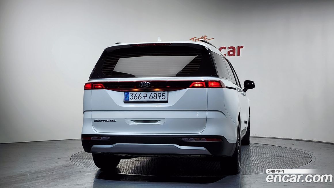 Kia Canival 2021