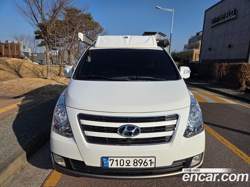 Hyundai Starex 2016