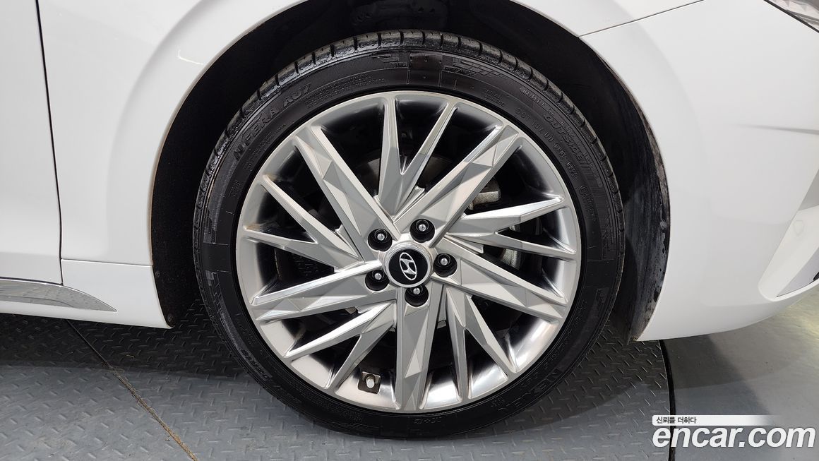 Hyundai Grandeur 2022