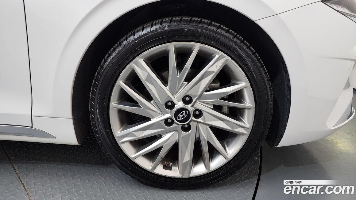 Hyundai Grandeur 2021