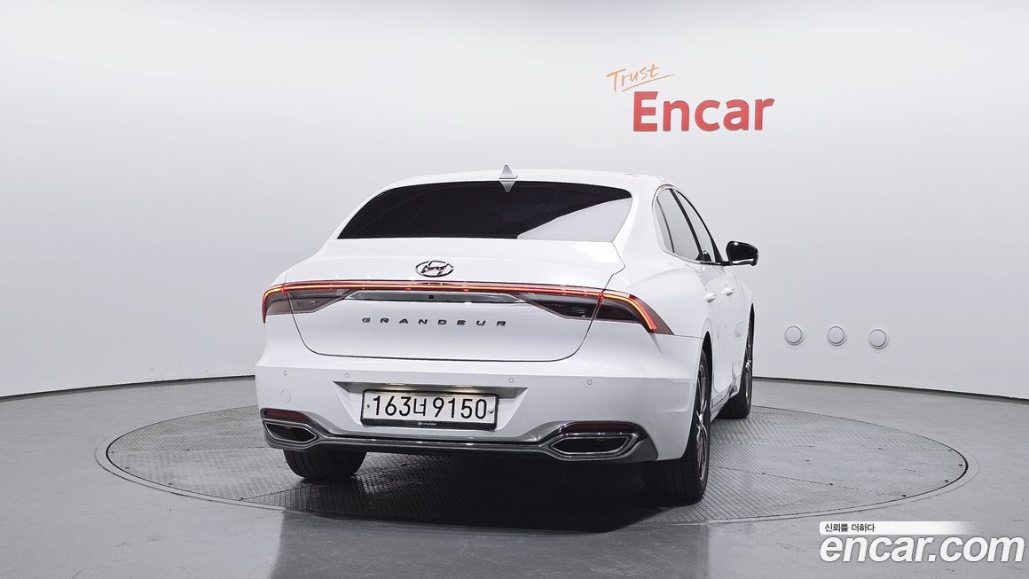 Hyundai Grandeur 2022