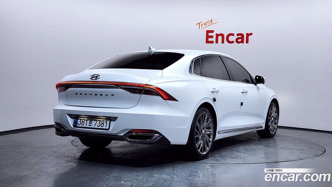Hyundai Grandeur 2022