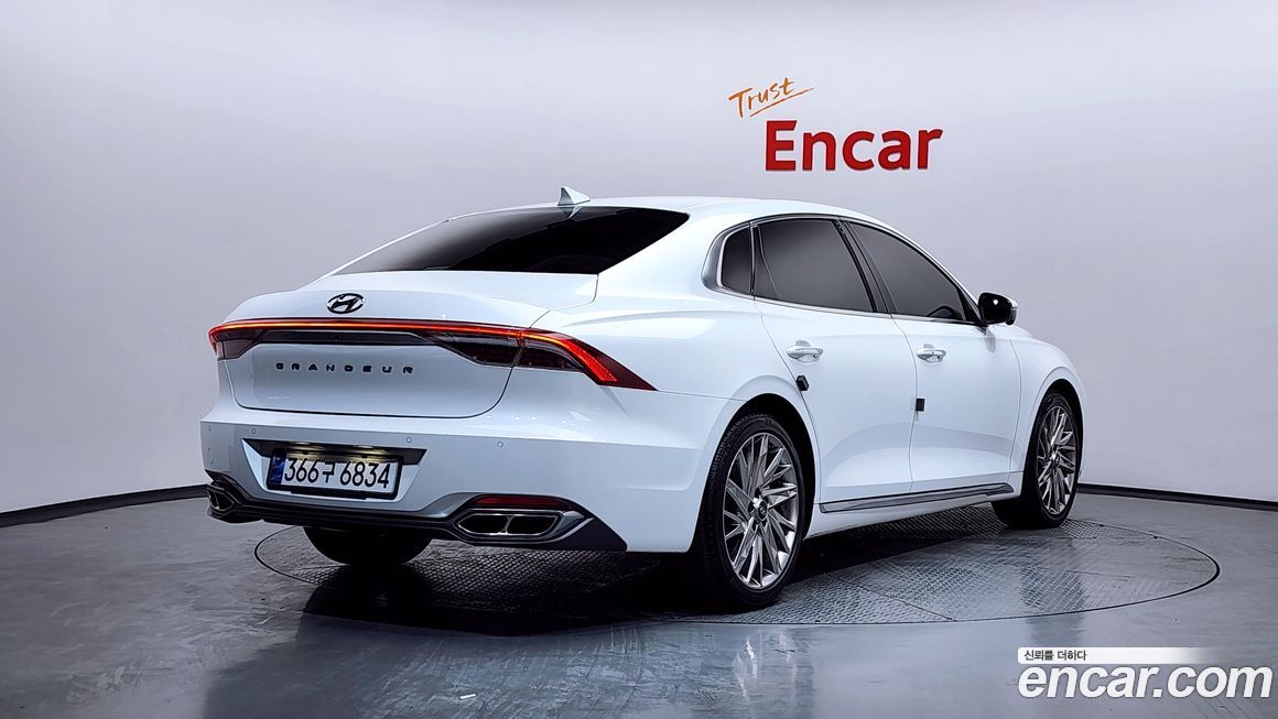 Hyundai Grandeur 2021