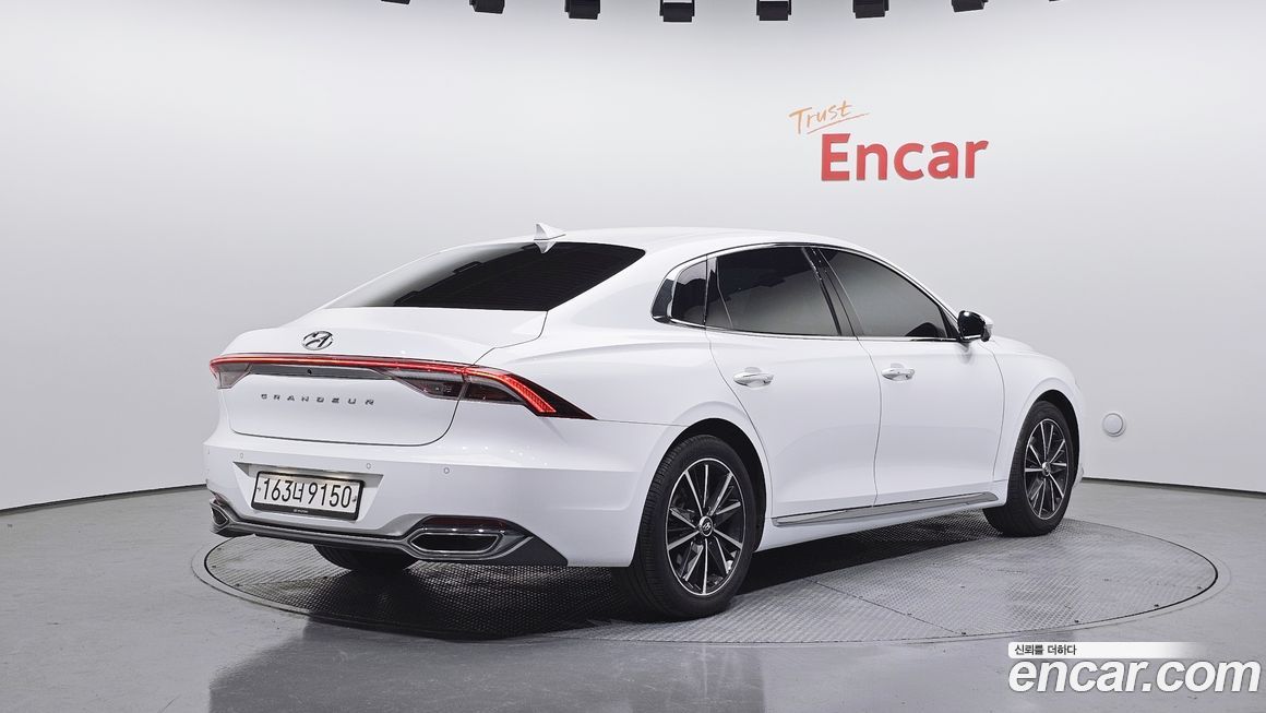 Hyundai Grandeur 2022