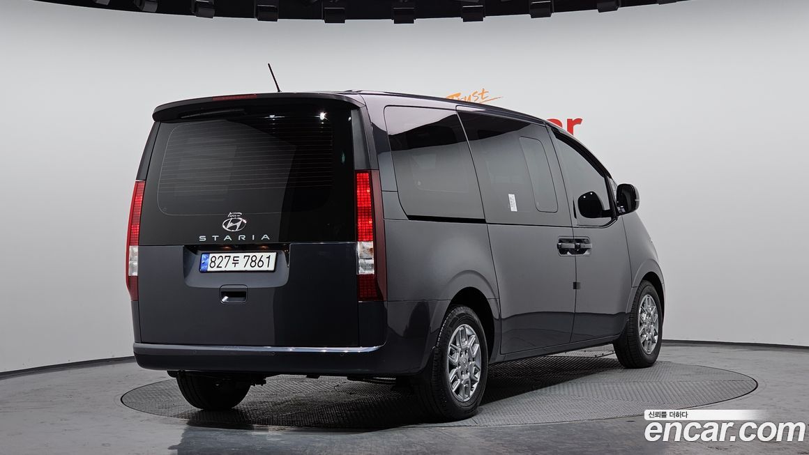 Hyundai Staria 2023