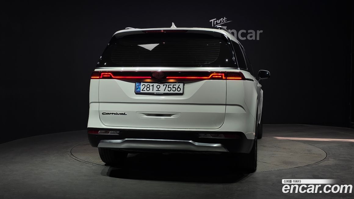 Kia Canival 2021