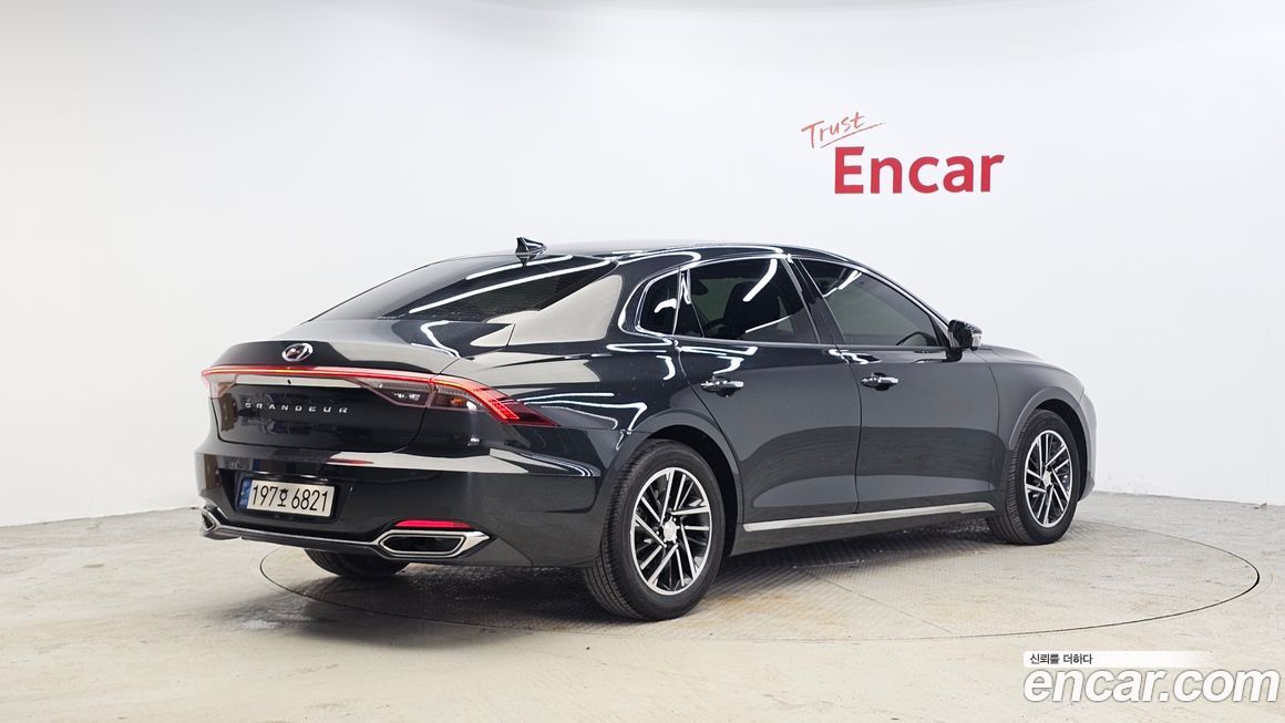 Hyundai Grandeur 2022