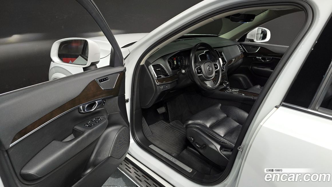 Volvo XC90 2017