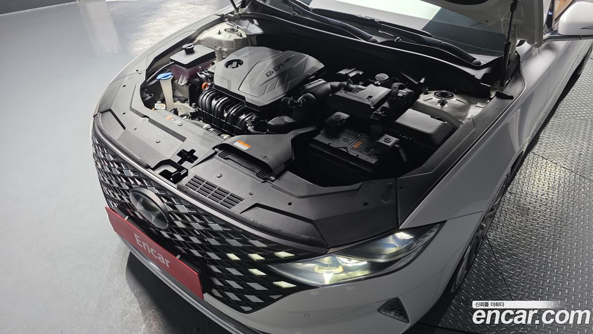 Hyundai Grandeur 2020