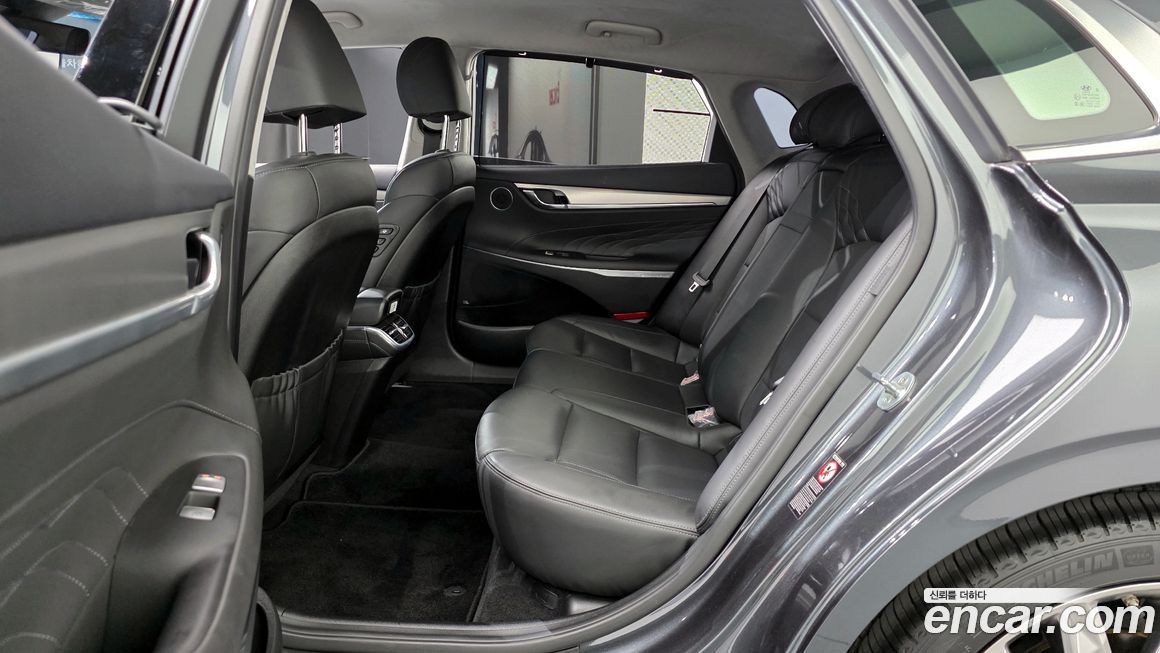 Hyundai Grandeur 2021