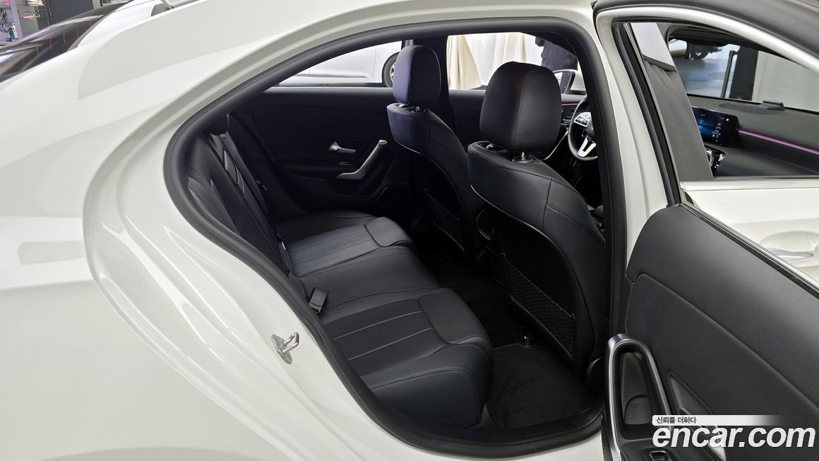 Mercedes-Benz A-Class 2023