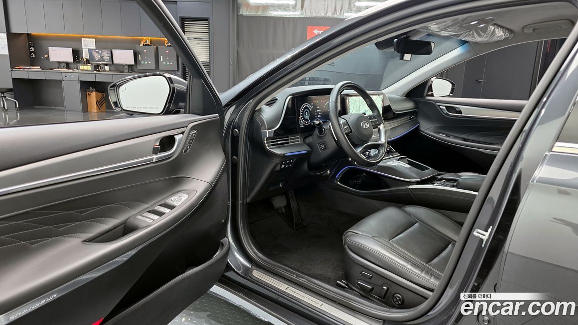 Hyundai Grandeur 2021